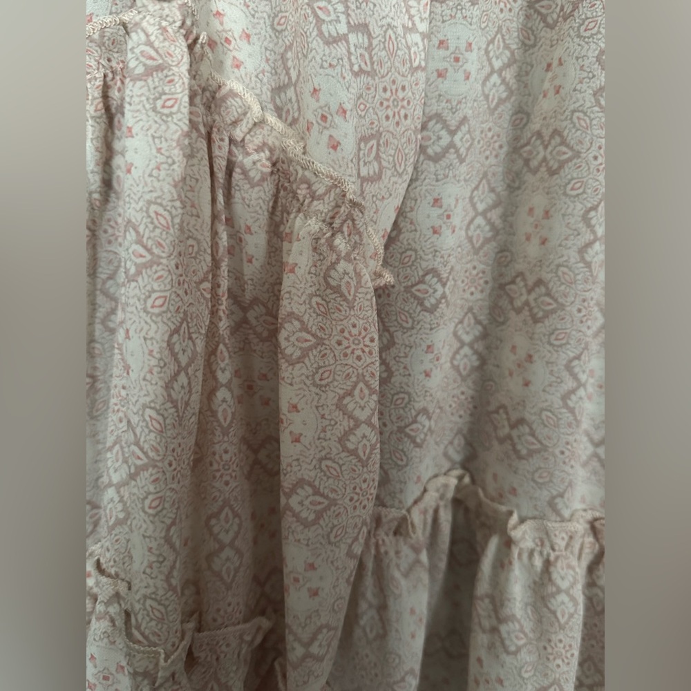 Doe & Rae Beige Patterned Blouse - Picture 2 of 7